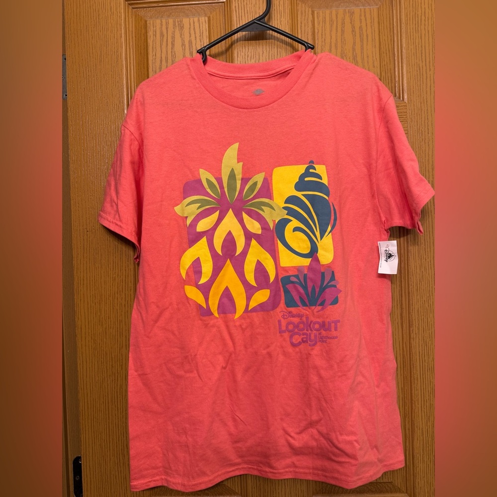 Disney Lookout Cay at the Lighthouse Point Shirt NWT
